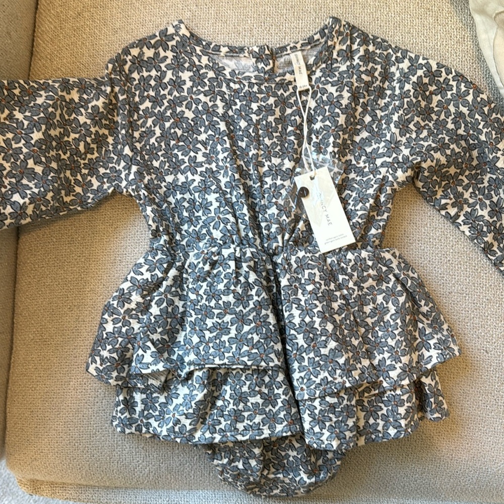 Quincy Mae bubble romper NWT